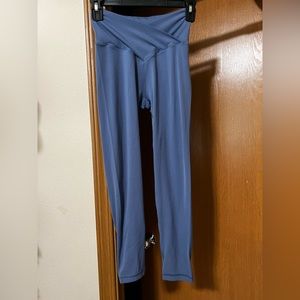 Aeries Crossover Leggings